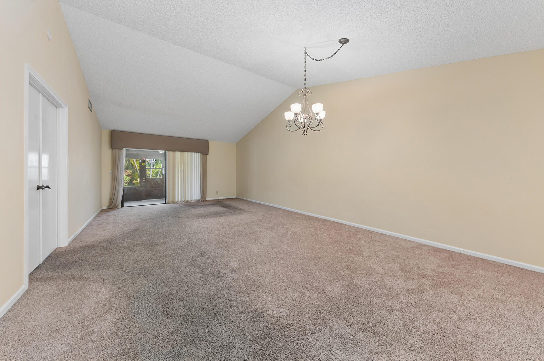 CEDAR POINT 5 - Residential