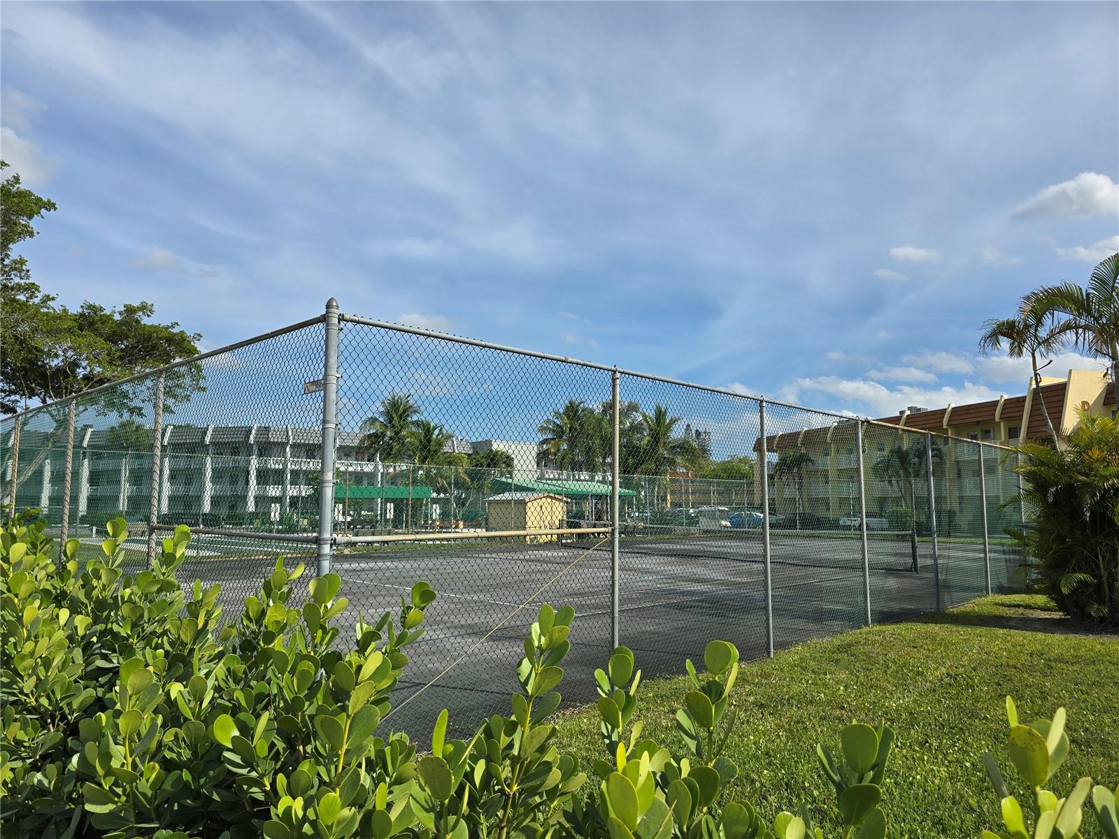 Royal Park Gardens - Residential