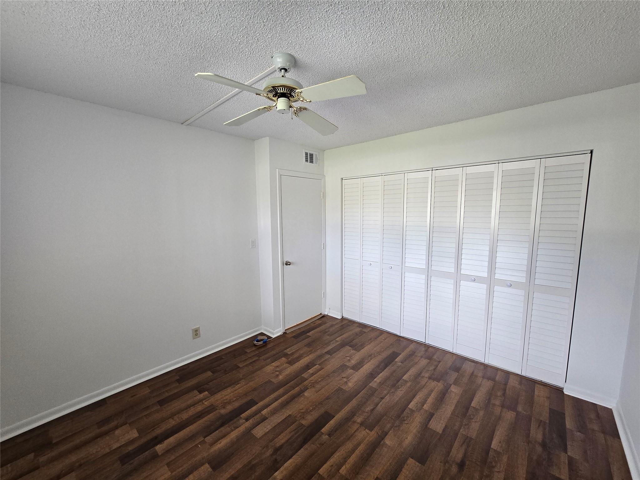 Royal Park Gardens - Residential