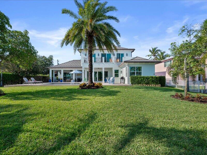 YACHT CLUB ESTATES - Residential