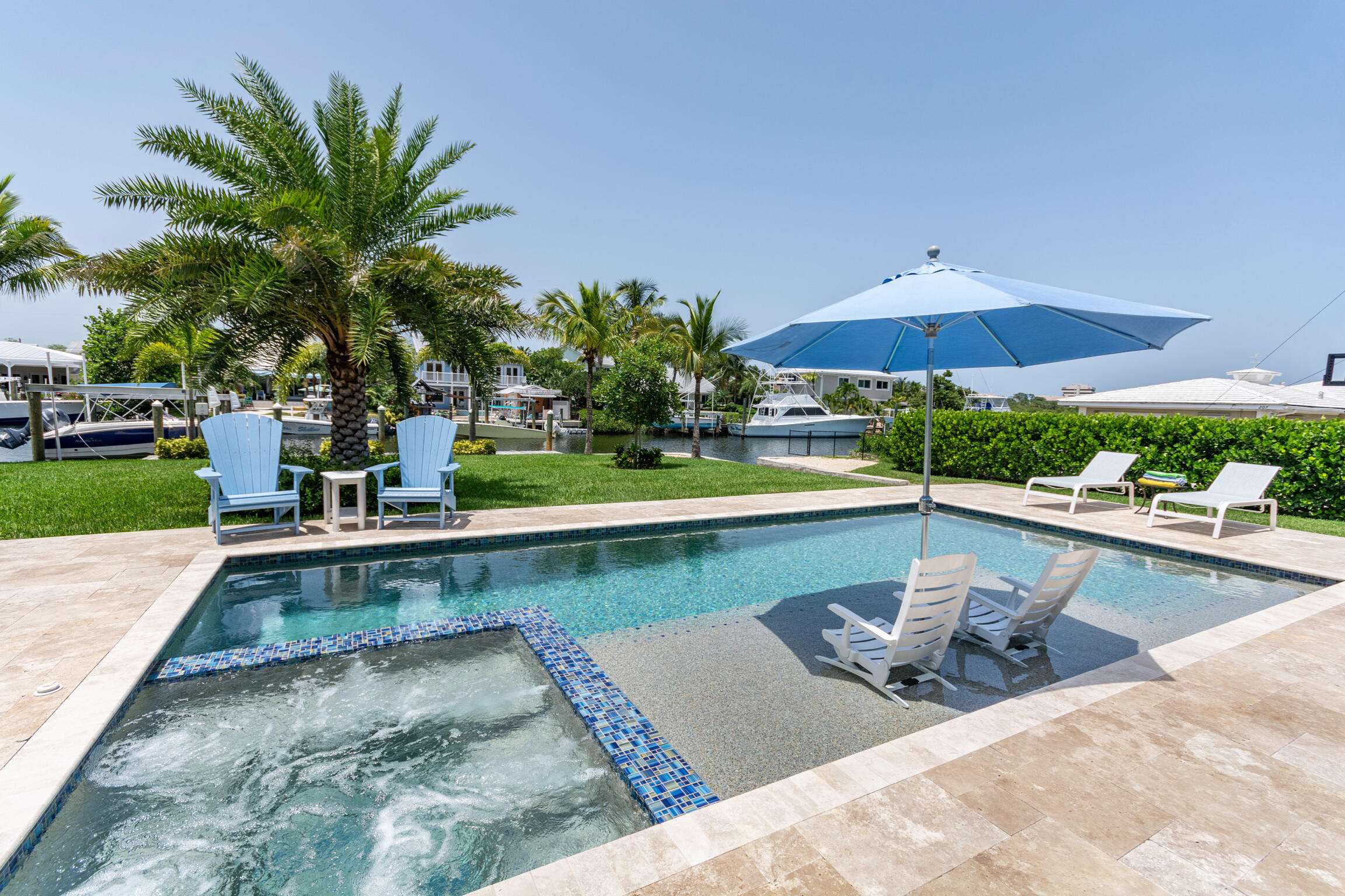 YACHT CLUB ESTATES - Residential