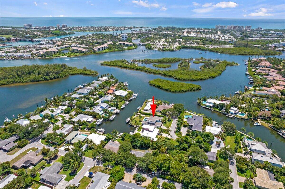 YACHT CLUB ESTATES - Residential