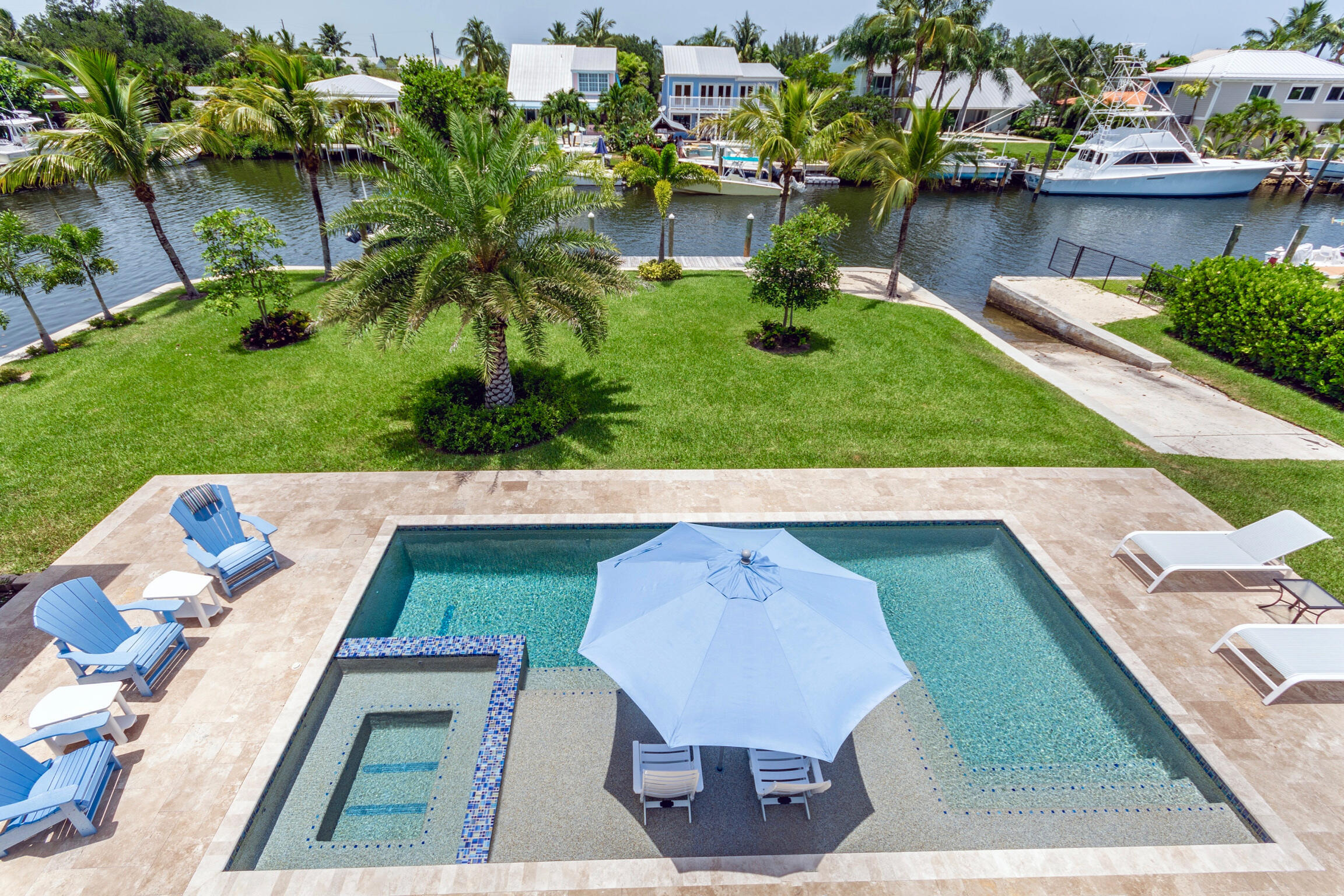 YACHT CLUB ESTATES - Residential