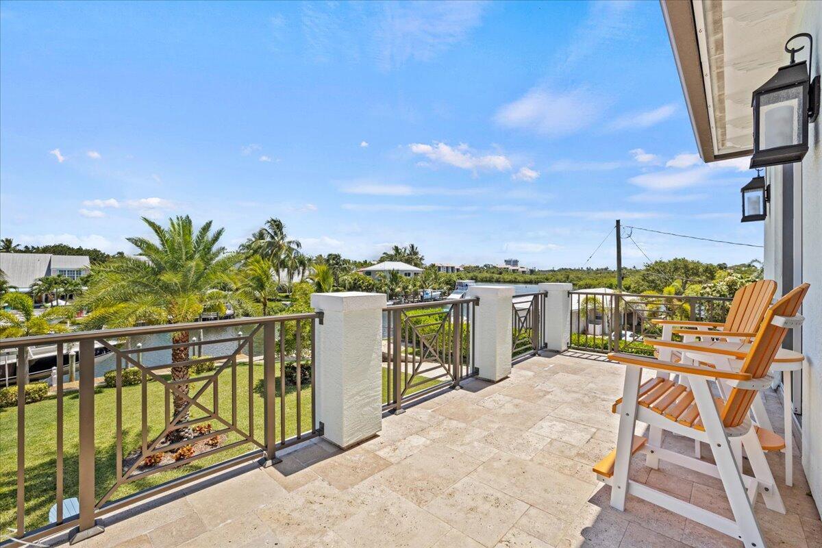 YACHT CLUB ESTATES - Residential
