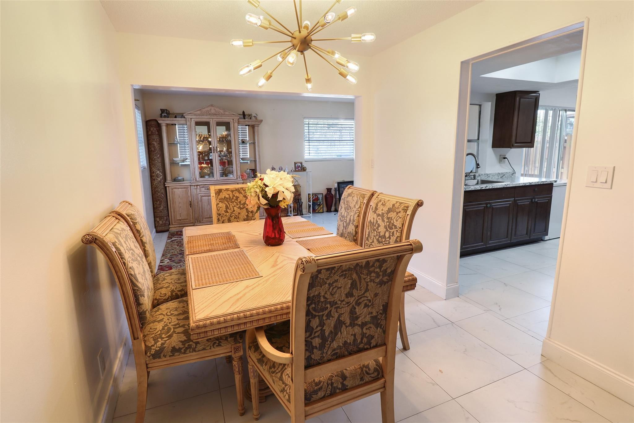 PARADISE GARDENS - Residential