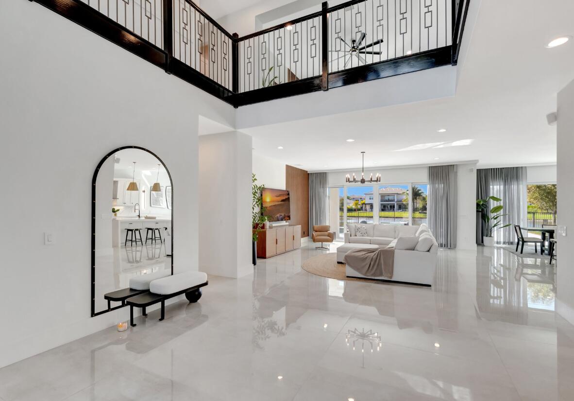 19871 Meadowside Lane