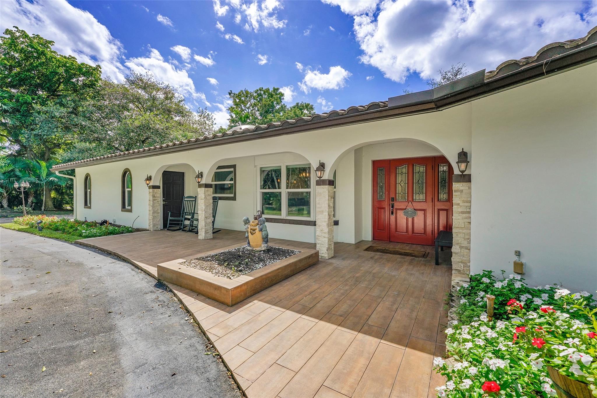 5351 Godfrey Rd
