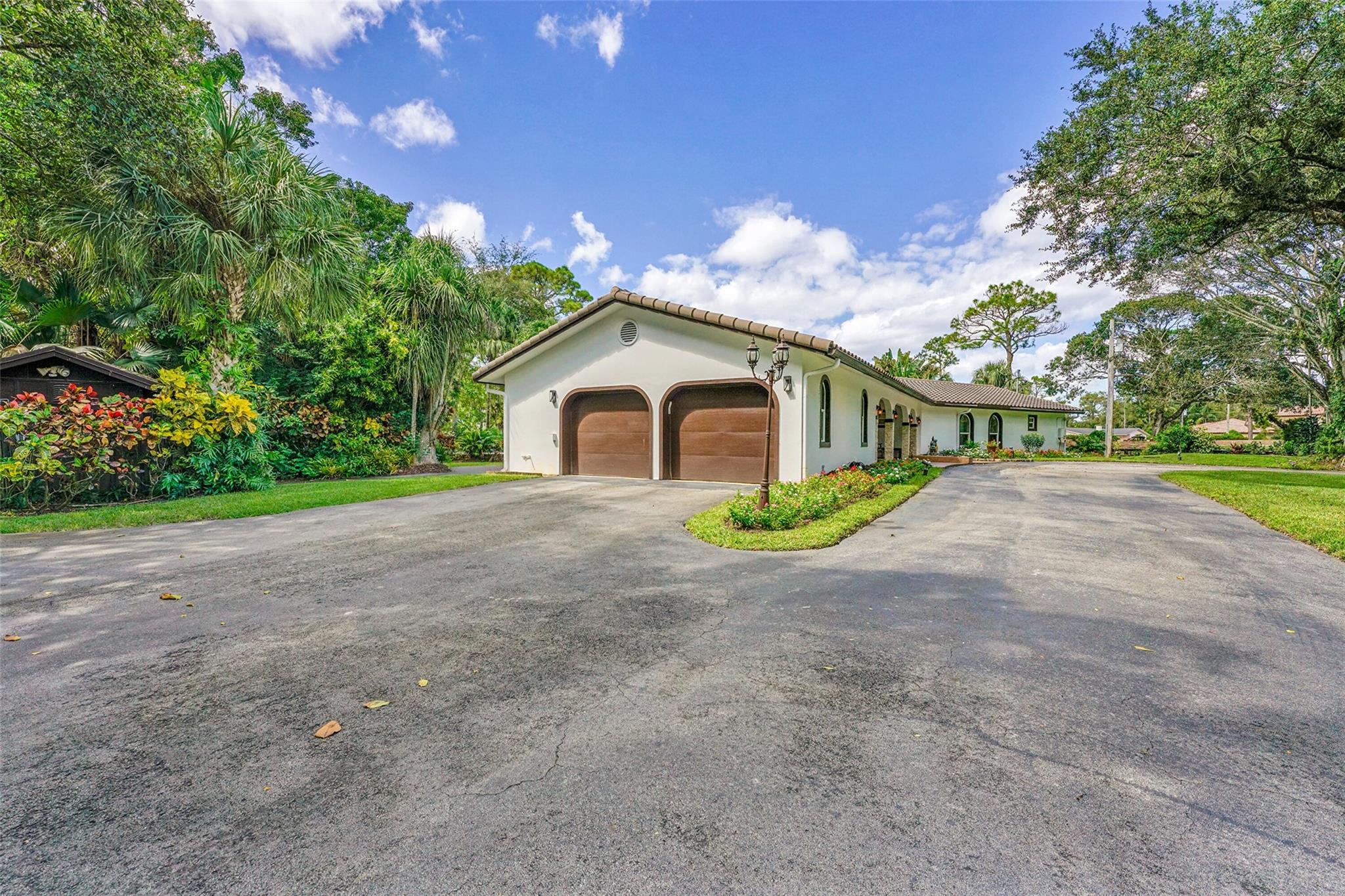 5351 Godfrey Rd