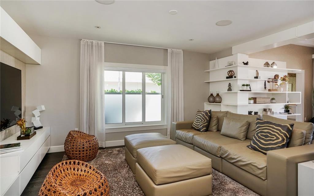 Del Lago Isle 42-2 B - Residential