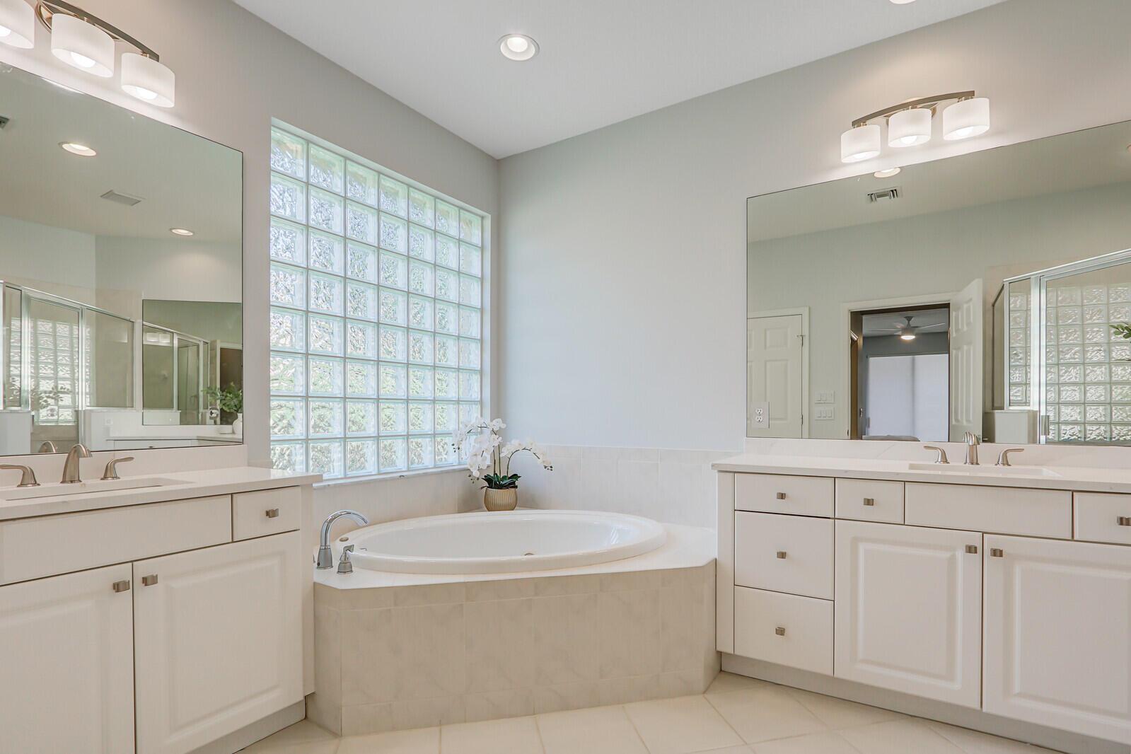 GREENBRIER in PGA Village - Residential