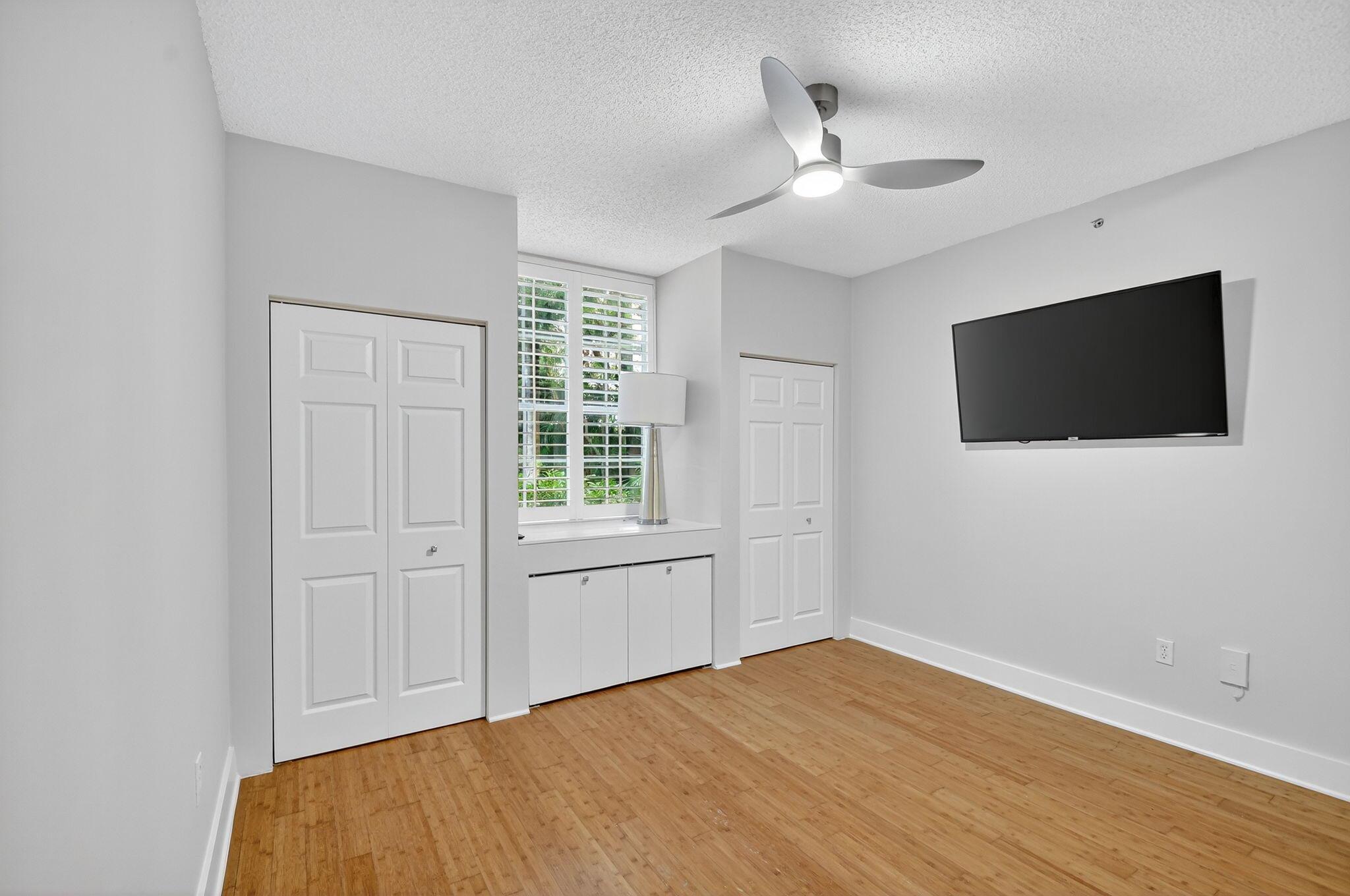 COURTYARDS IN CITYPLACE C - Residential Lease