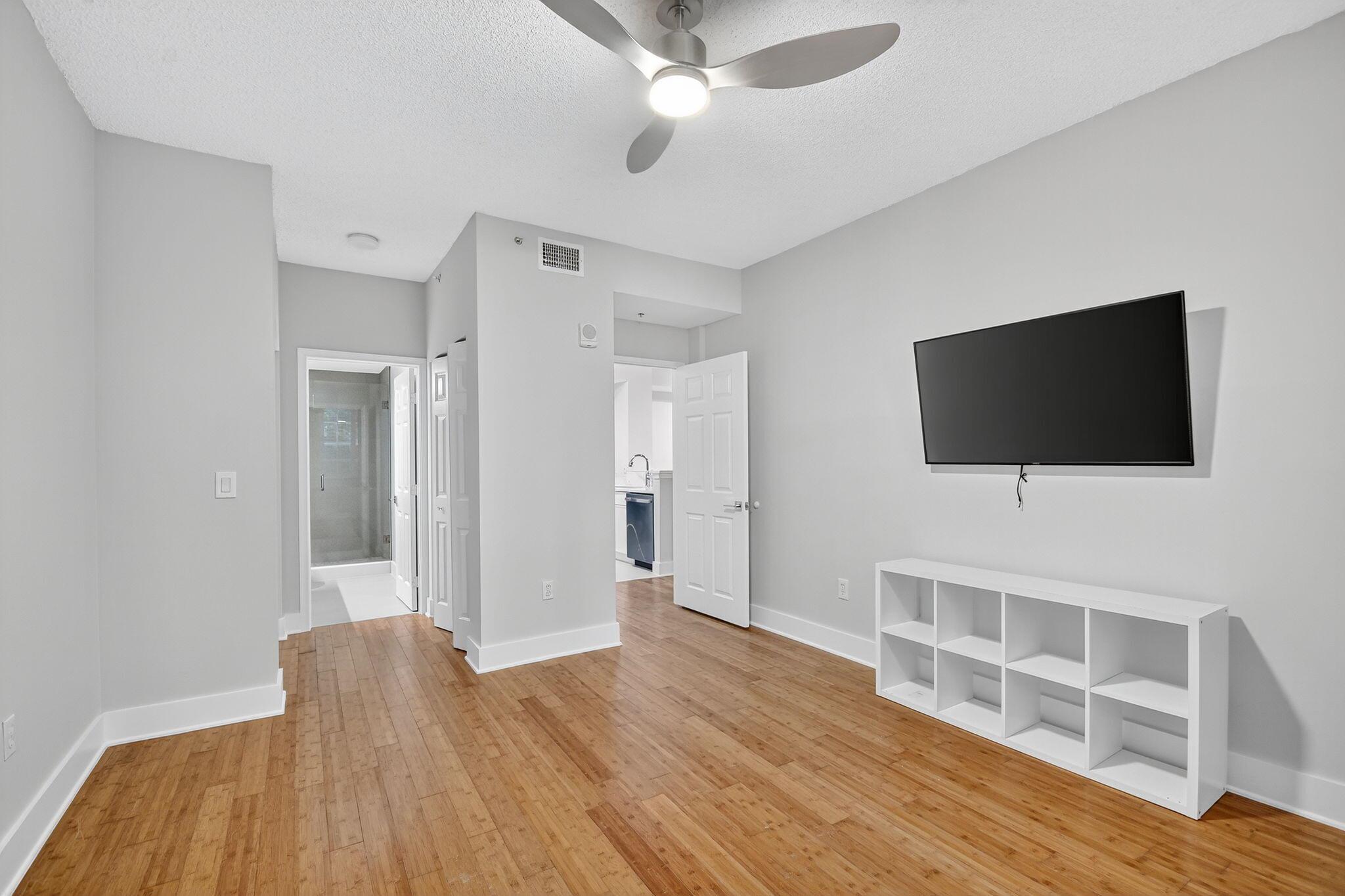 COURTYARDS IN CITYPLACE C - Residential Lease