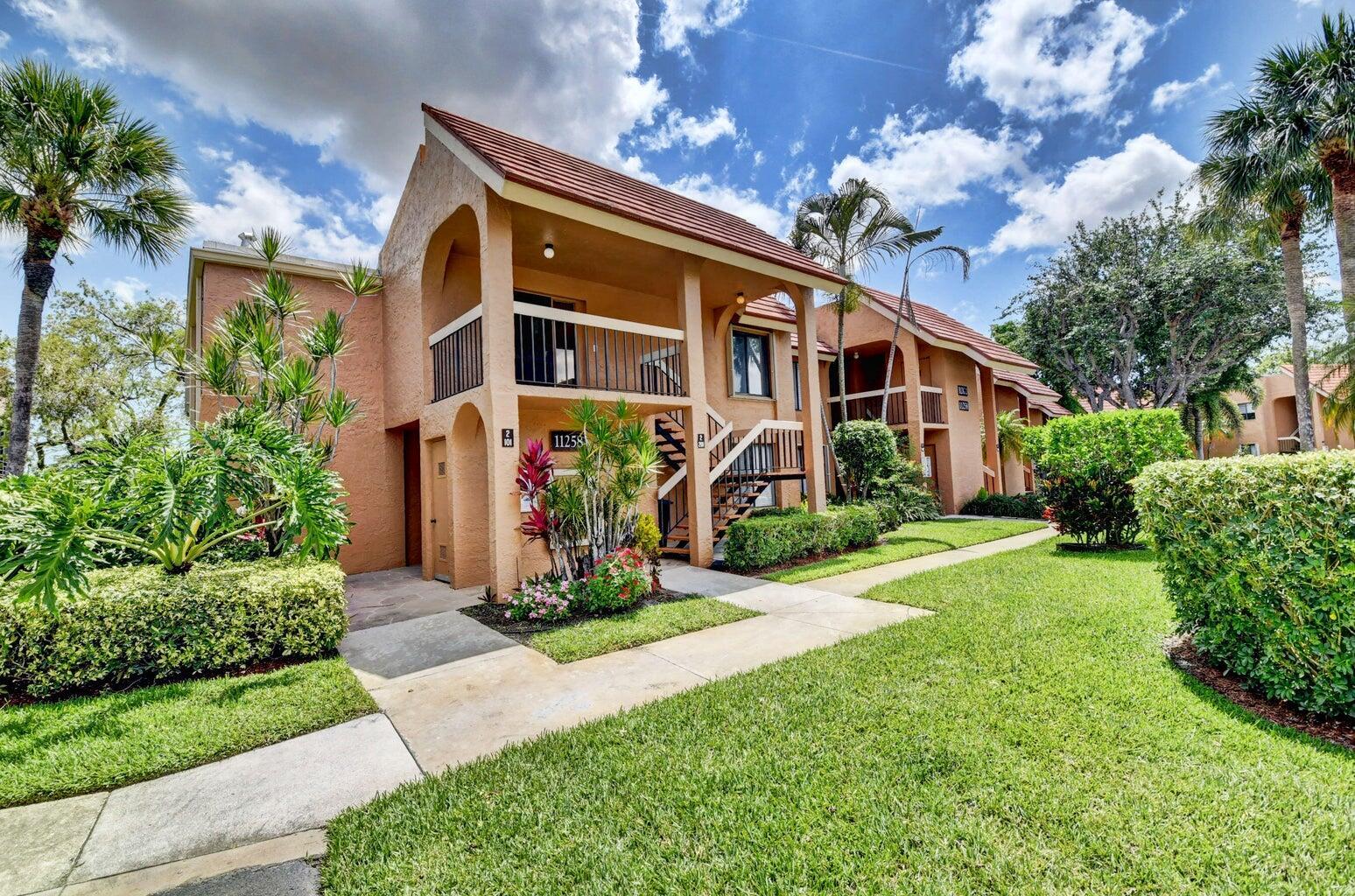 11258 Green Lake Drive 201