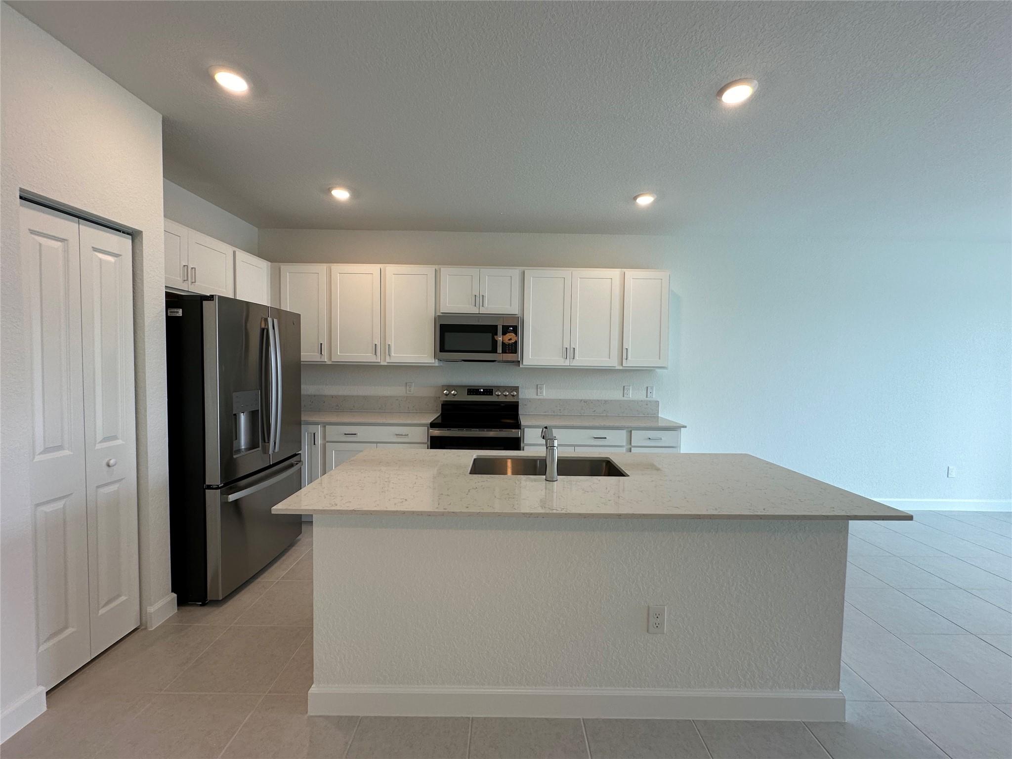 VERANDA PLAT NO. 9 - Residential Lease