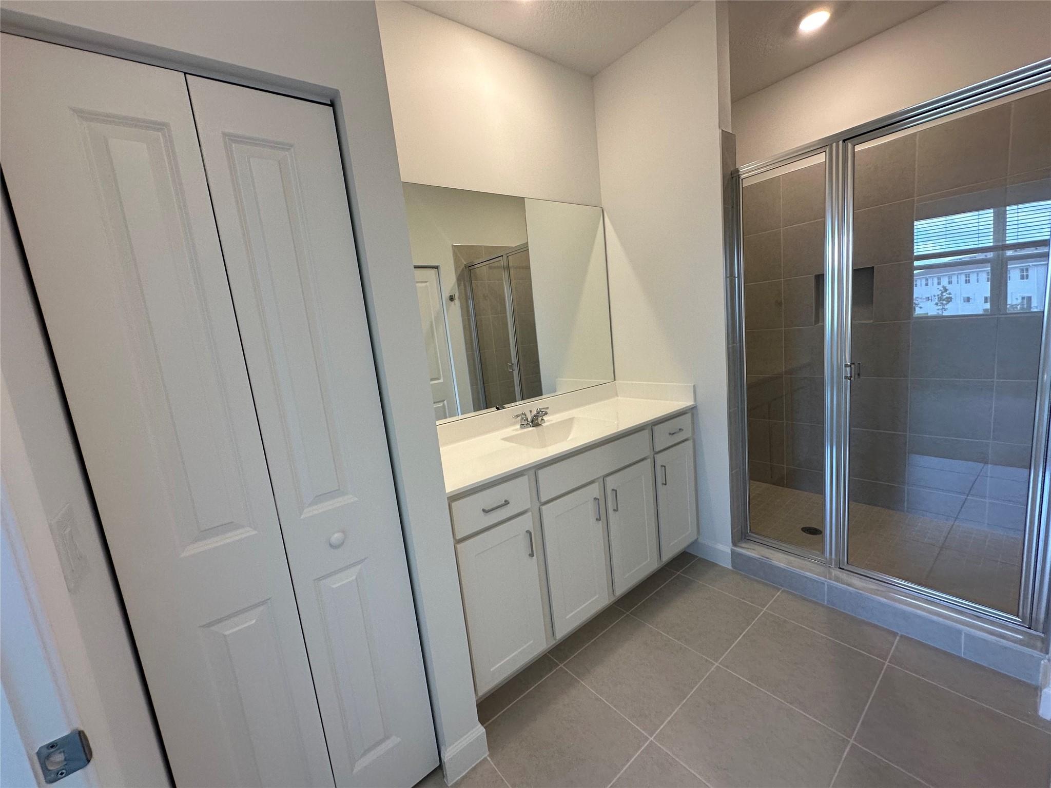 VERANDA PLAT NO. 9 - Residential Lease