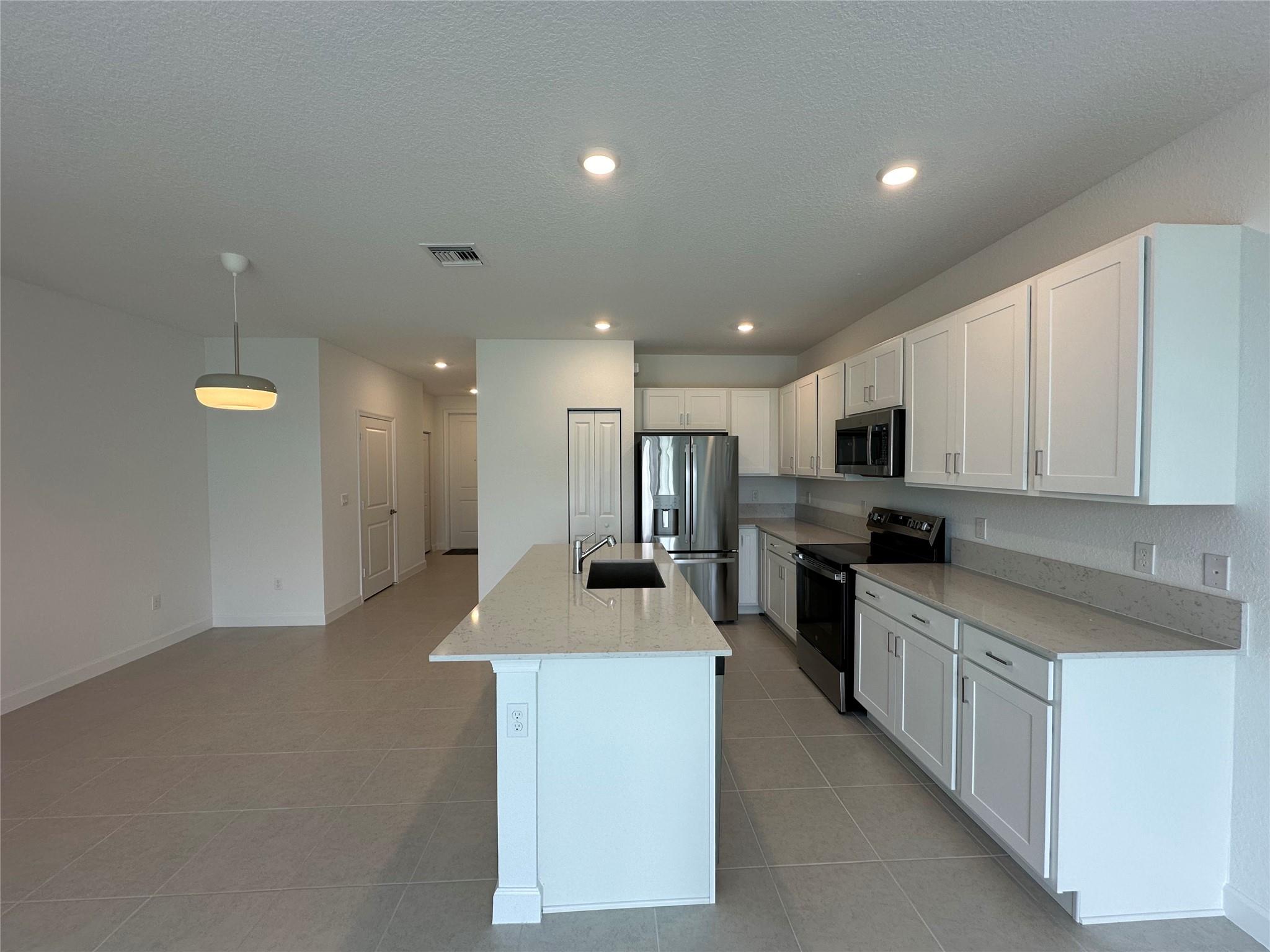 VERANDA PLAT NO. 9 - Residential Lease