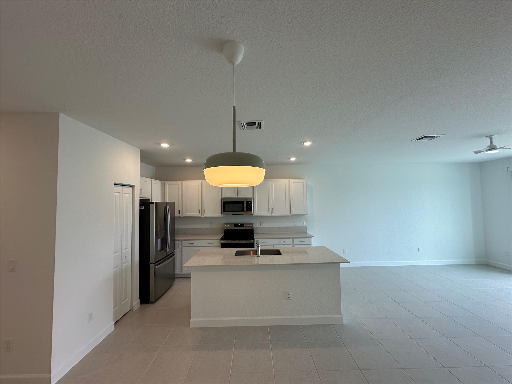 VERANDA PLAT NO. 9 - Residential Lease