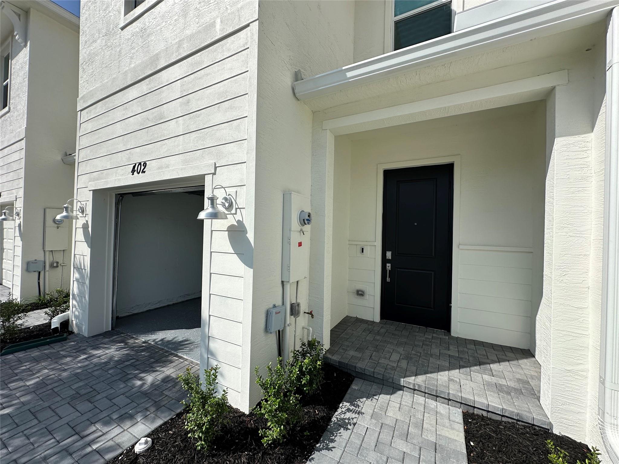 VERANDA PLAT NO. 9 - Residential Lease