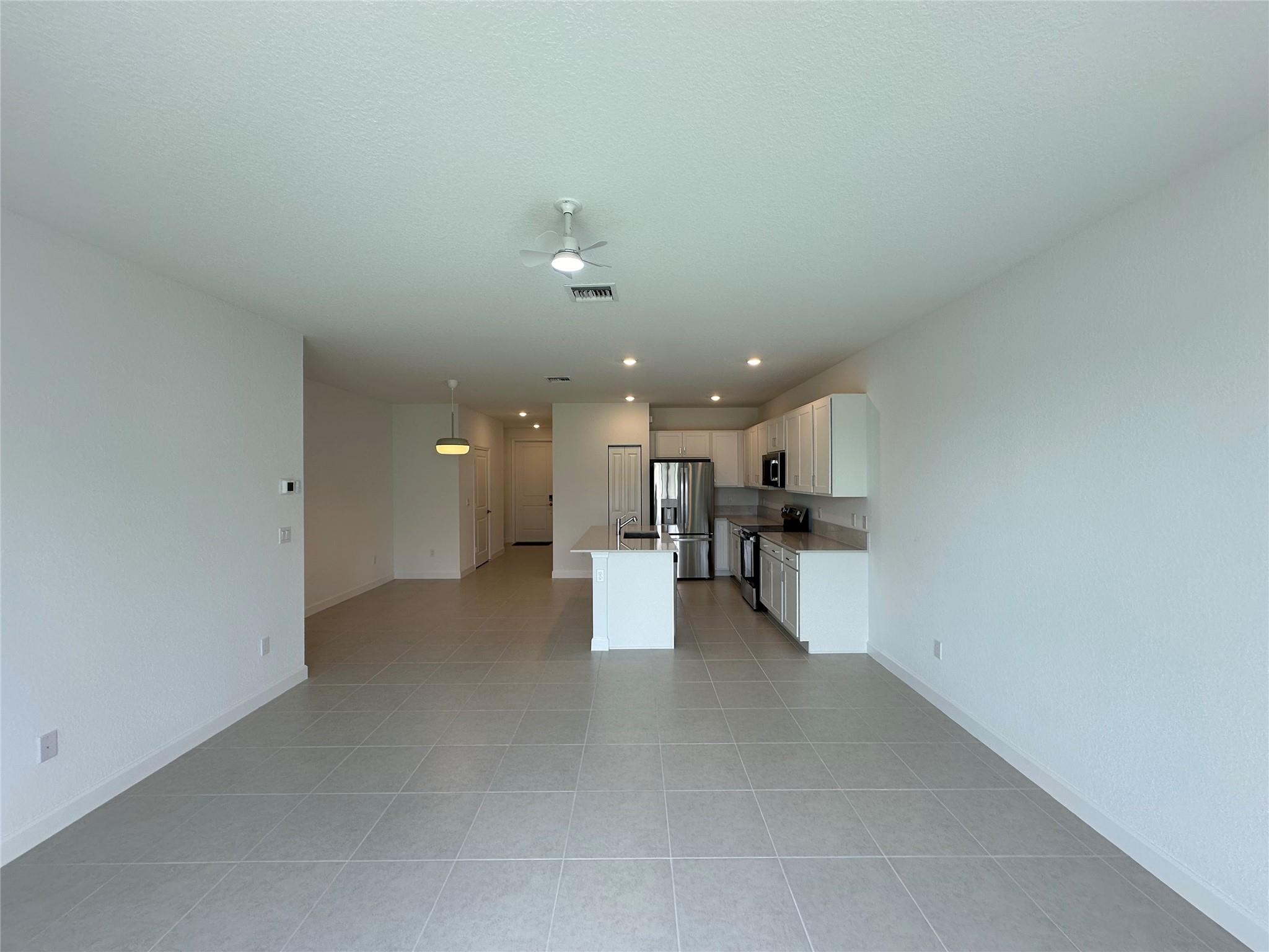 VERANDA PLAT NO. 9 - Residential Lease