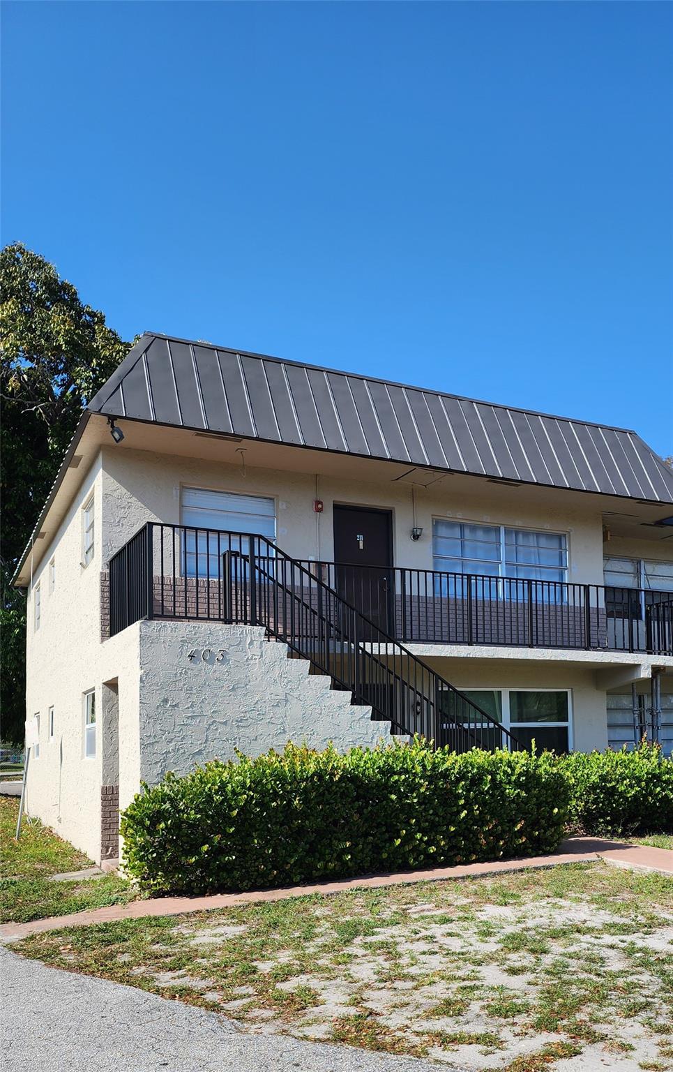 403 NW 32nd Ct 111