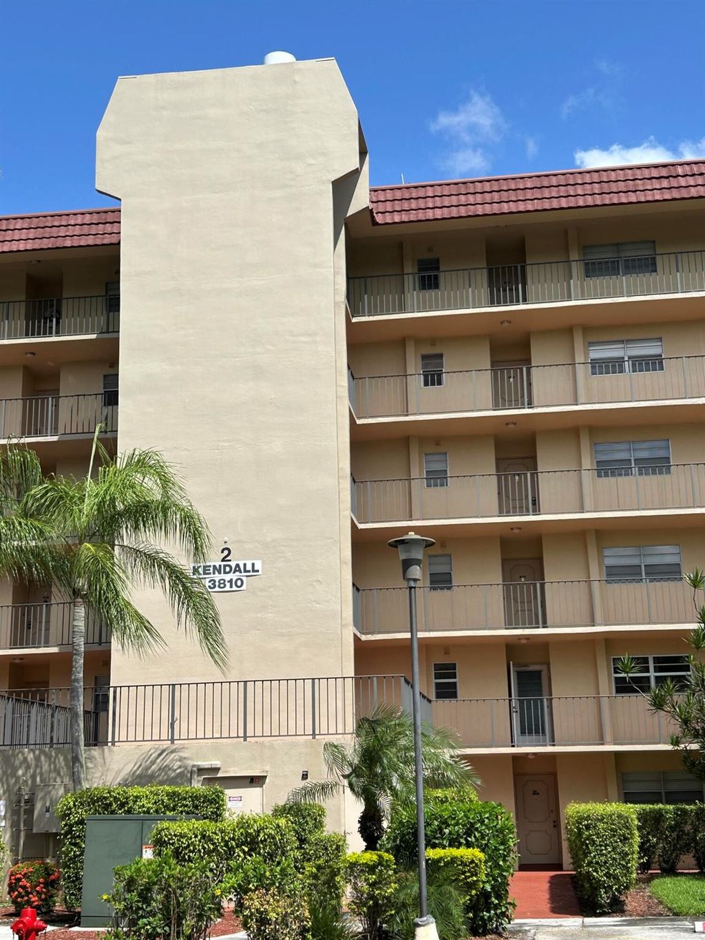 Photo of 3810 E Via Poinciana #605, Lake Worth, FL 33467 (MLS # R11133794)