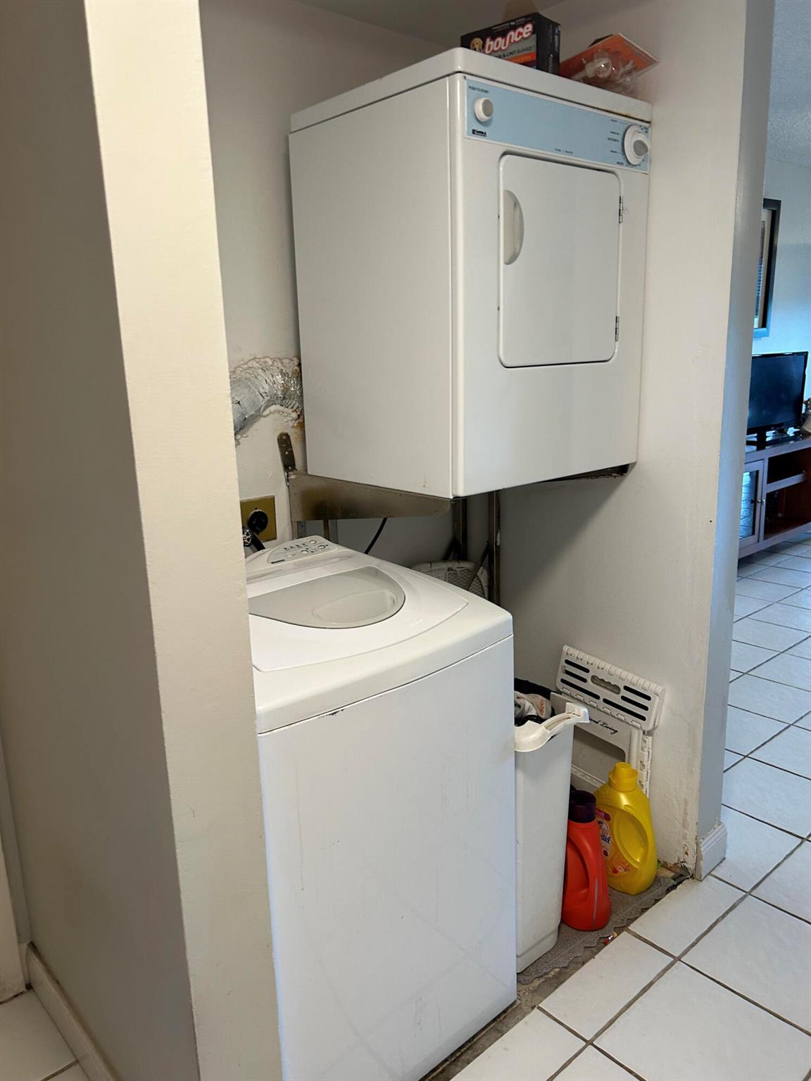POINCIANA PLACE CONDO 1,2 - Residential