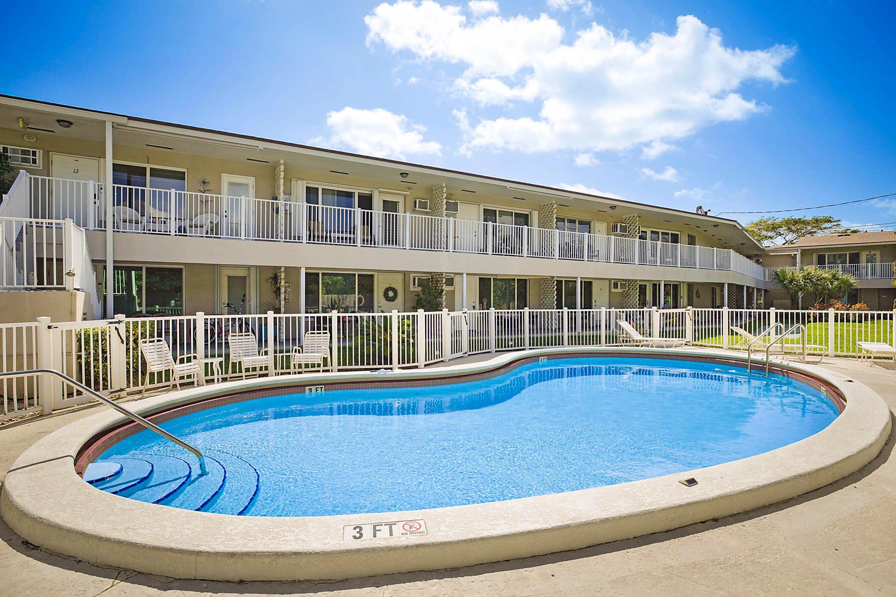 2501 N Ocean Boulevard 3