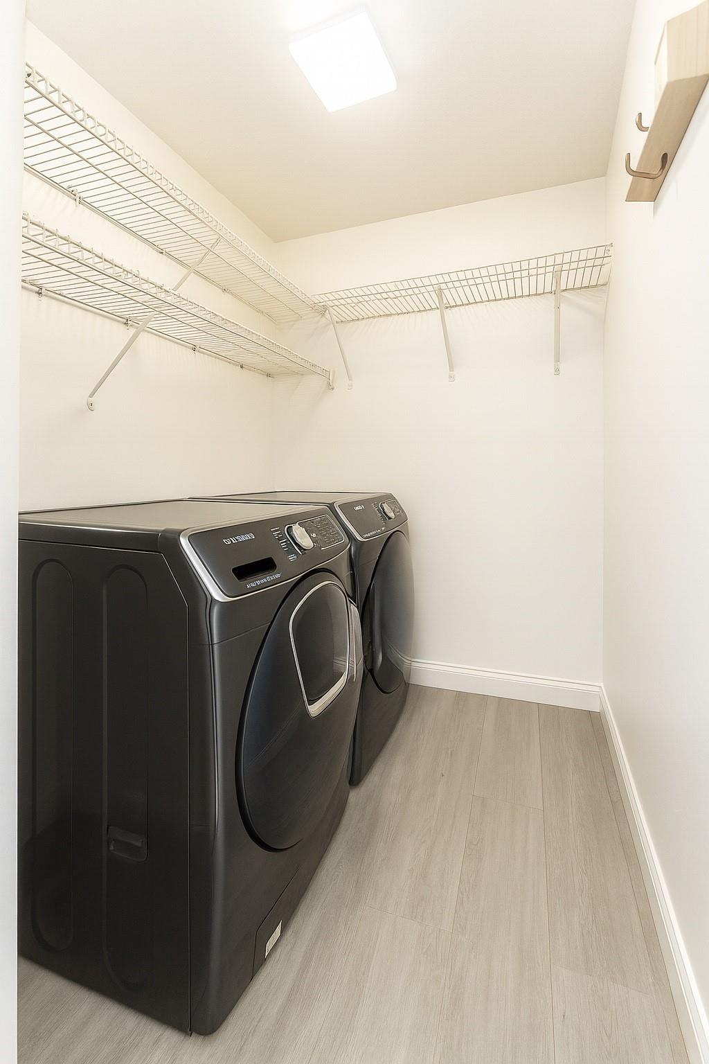 Brentwood Townhouse - Residential