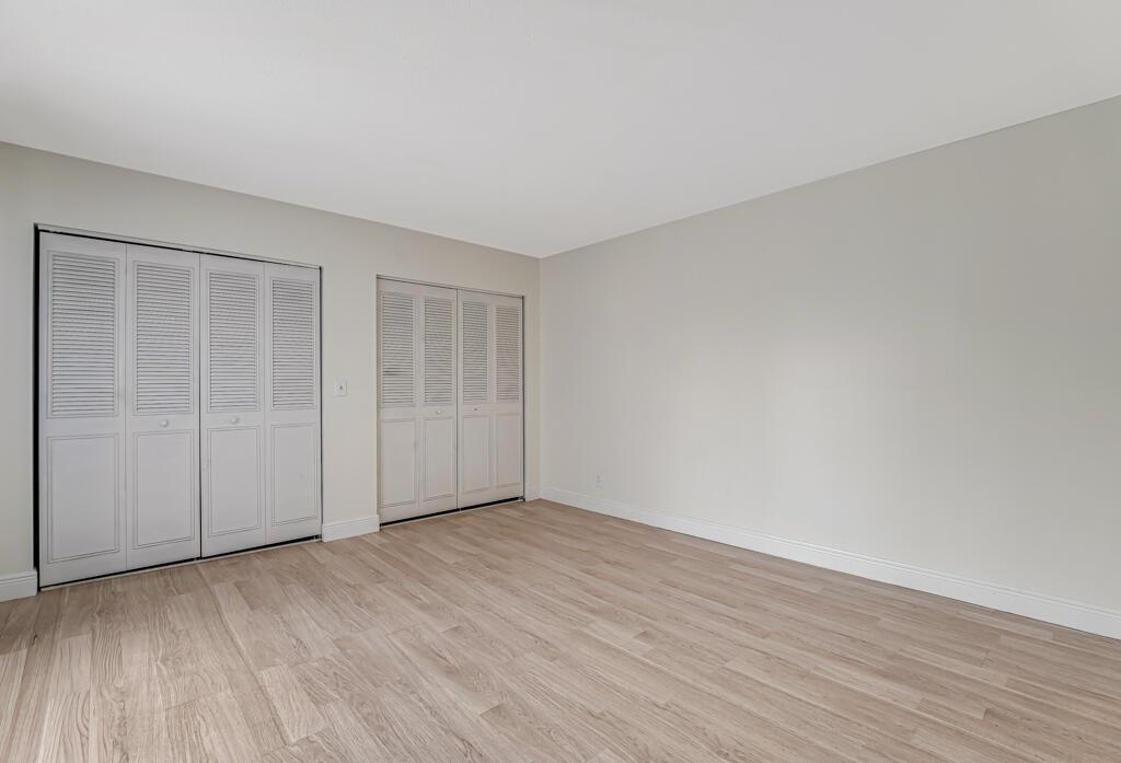 VILLAGE OF TURNBERRY PH I - Residential