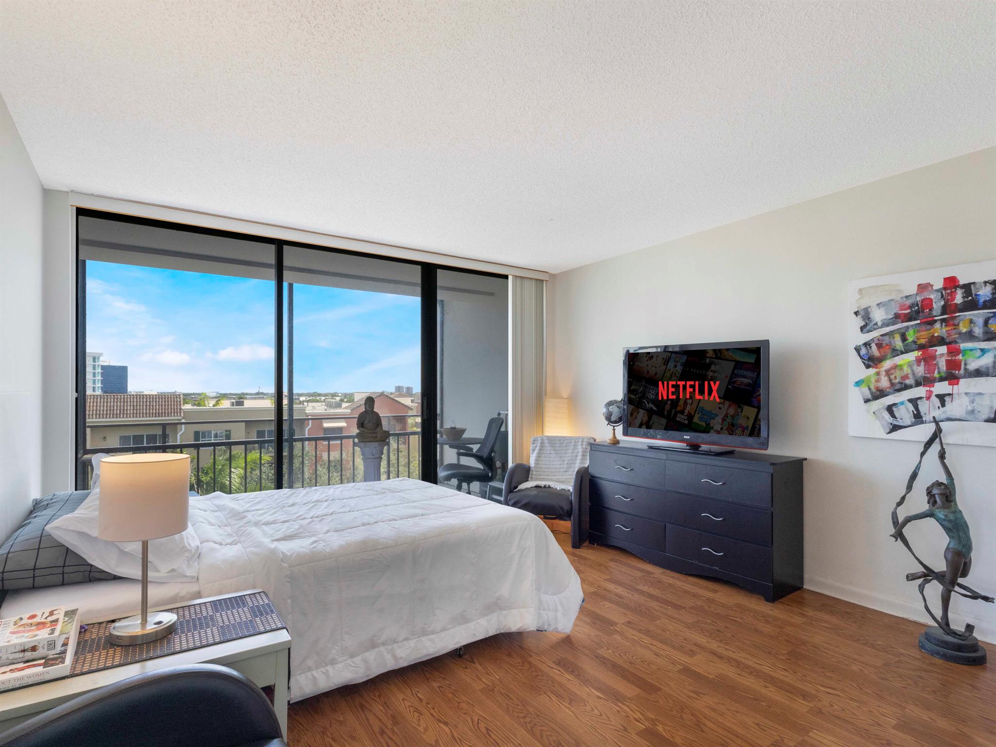 1500 Presidential Way 706