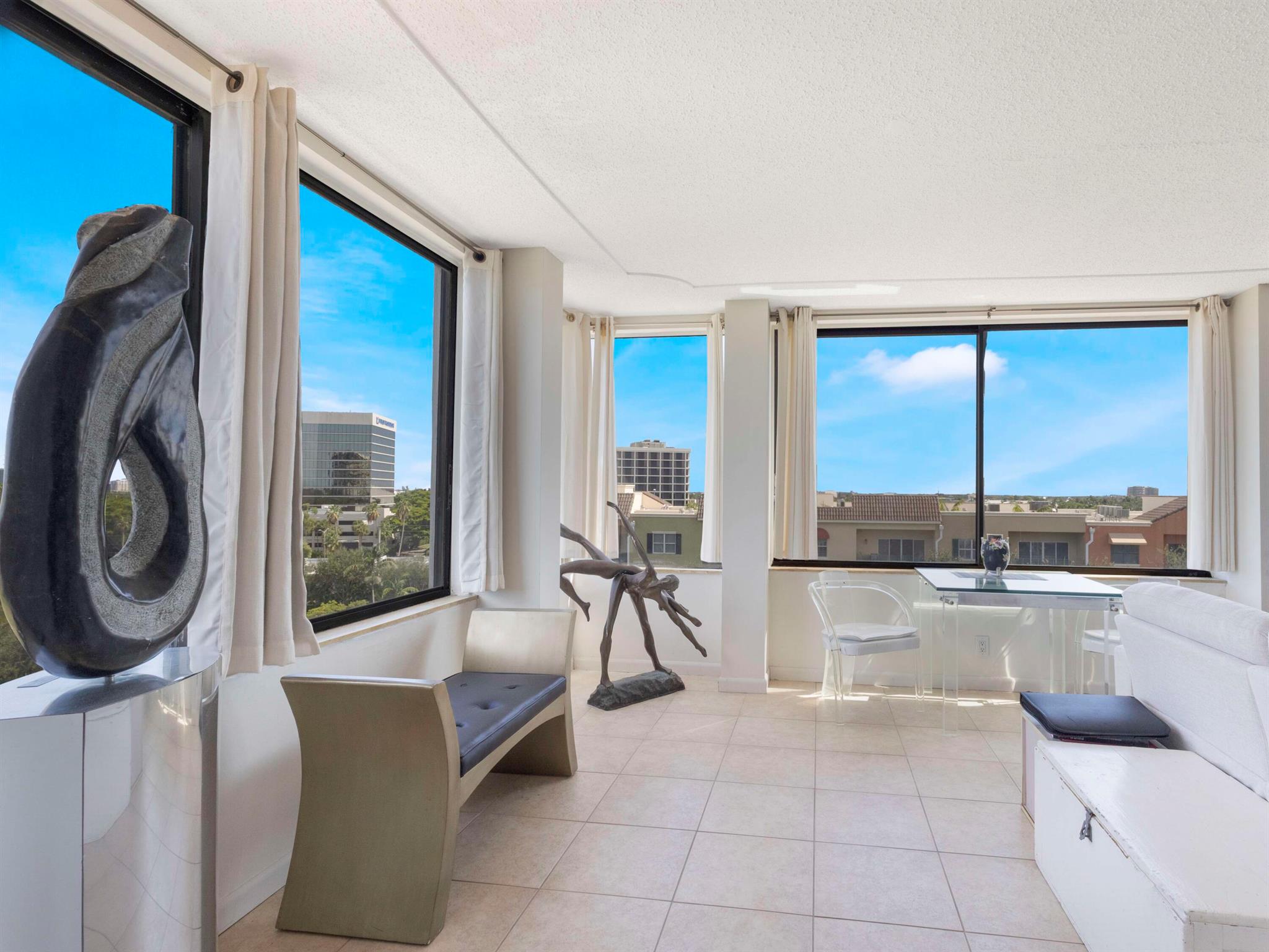YORKTOWN CONDOMINIUM - Residential
