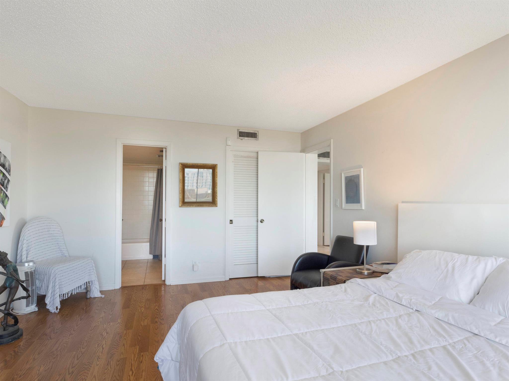 1500 Presidential Way 706