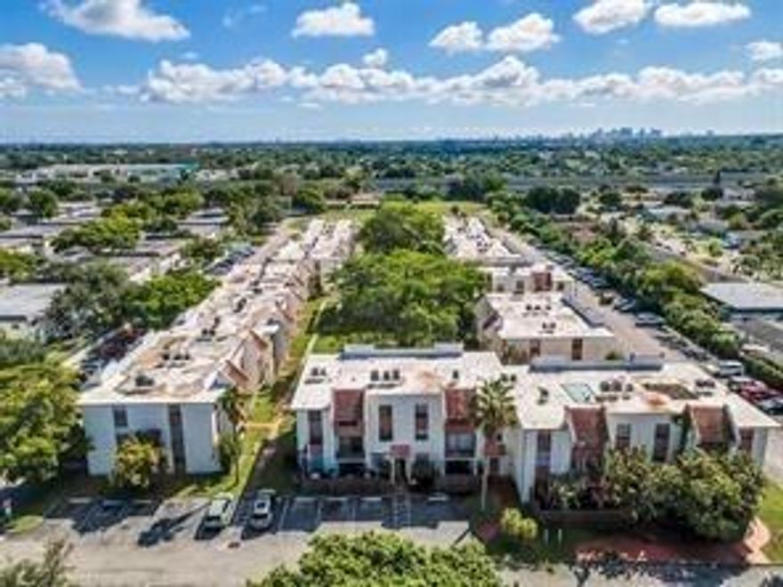Investors Welcome!! Price to sell!! First floor, large and spacious one-bedroom one-bathroom condo with white kitchen cabinets. Upgraded bathroom, washer/ dryer in the unit. Tile flooting.
