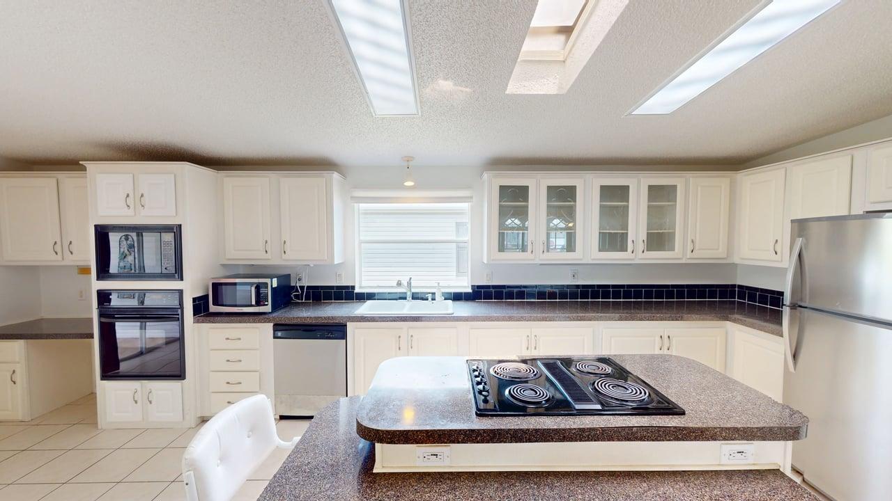 8029 Meadowlark Lane