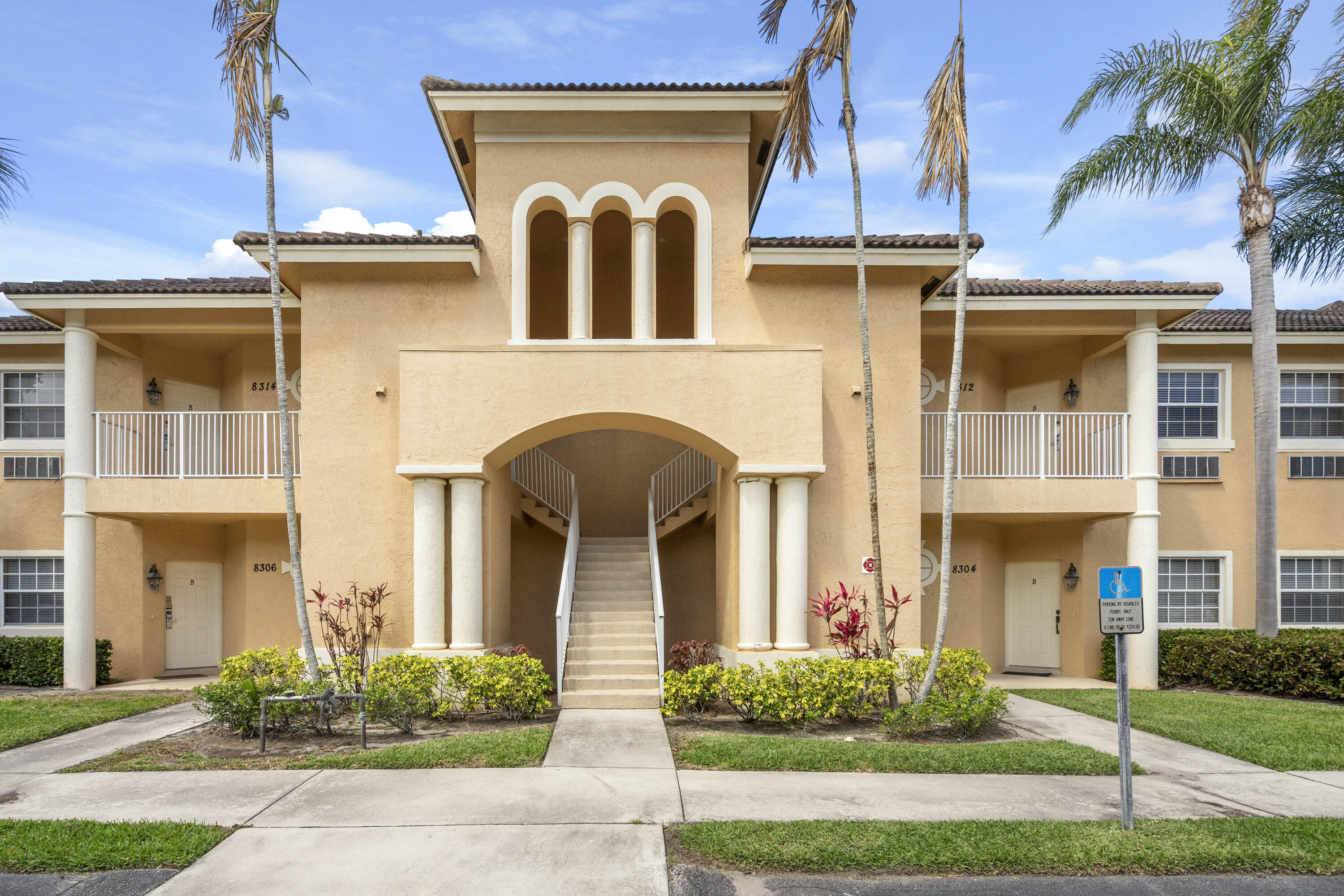 8312 Mulligan Circle 2222, Port St Lucie, FL, 34986/$279,900 1 8312 Mulligan Circle 2222