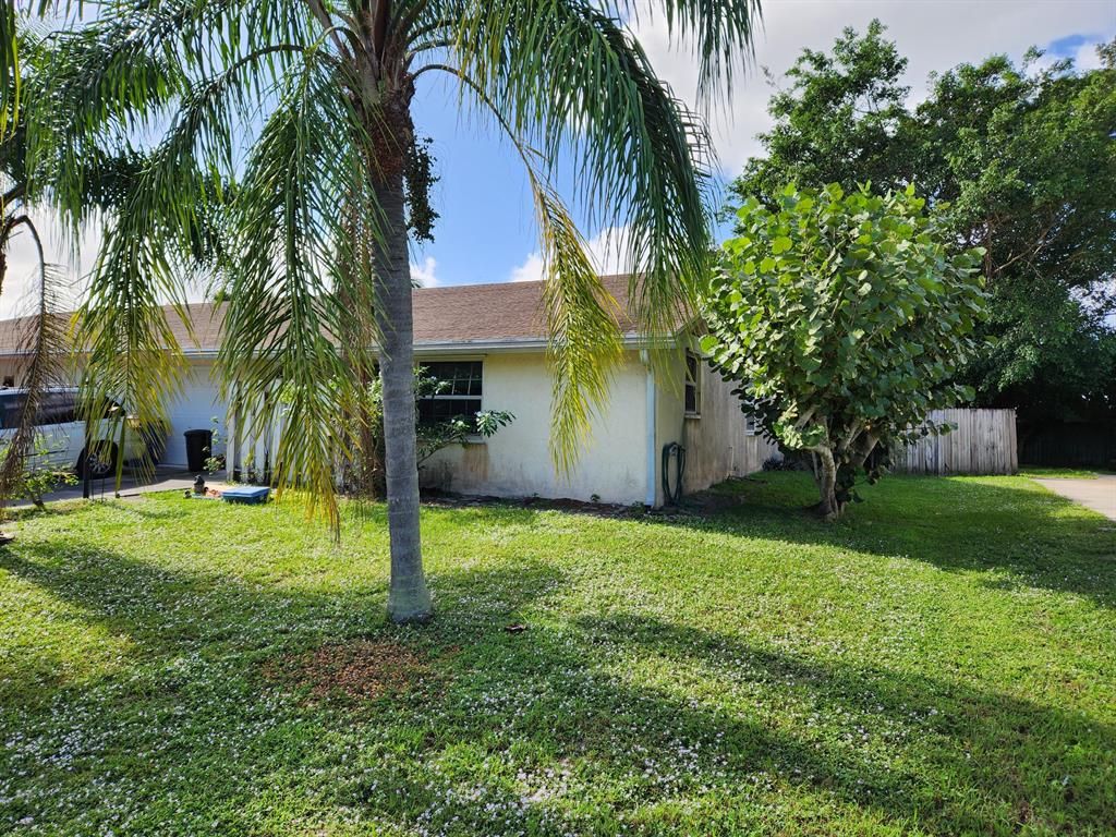 Photo of 4480 Chesapeake Bay Drive, Stuart, FL 34997 (MLS # R10853138)