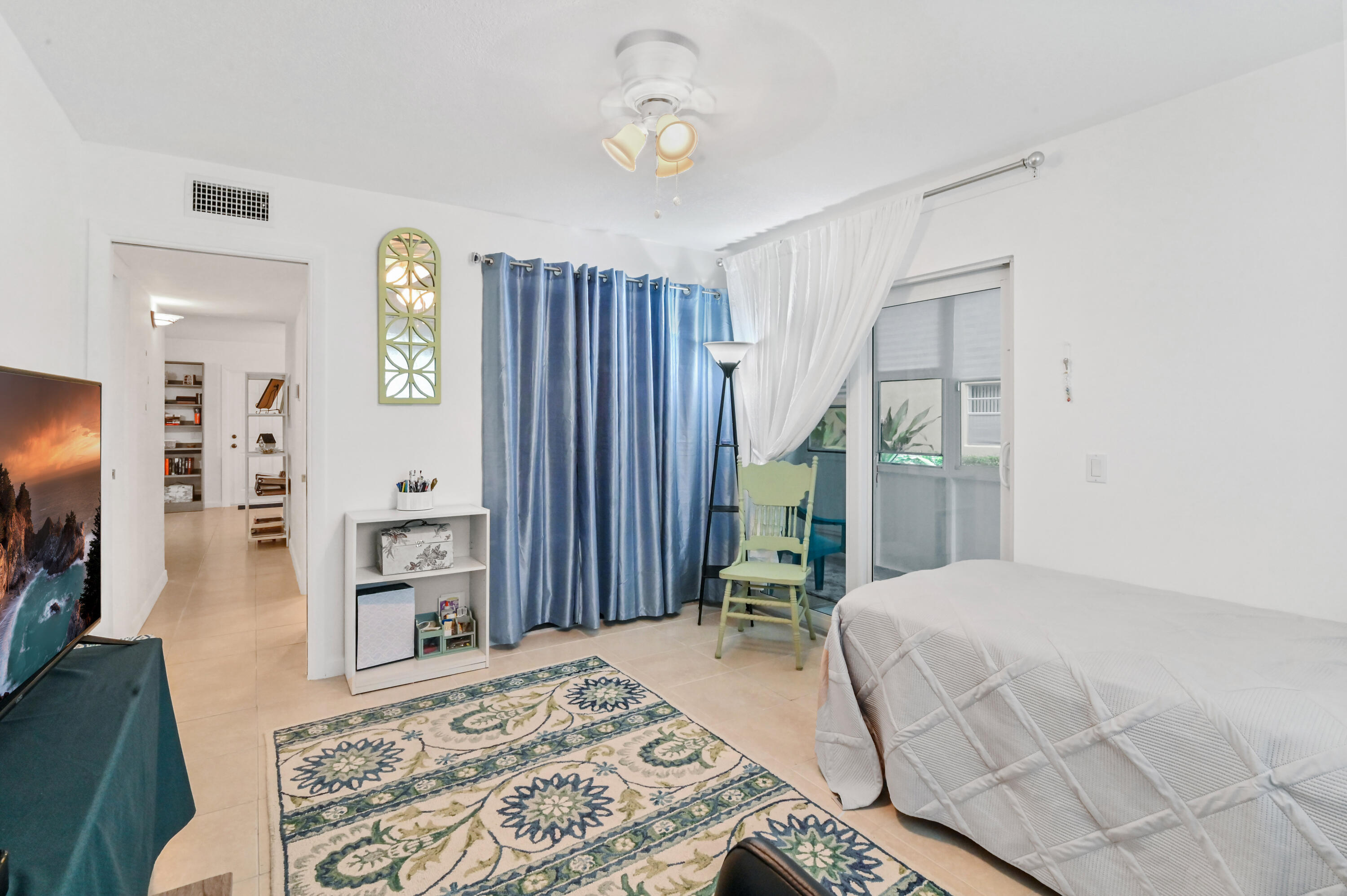 KINGS POINT - Residential