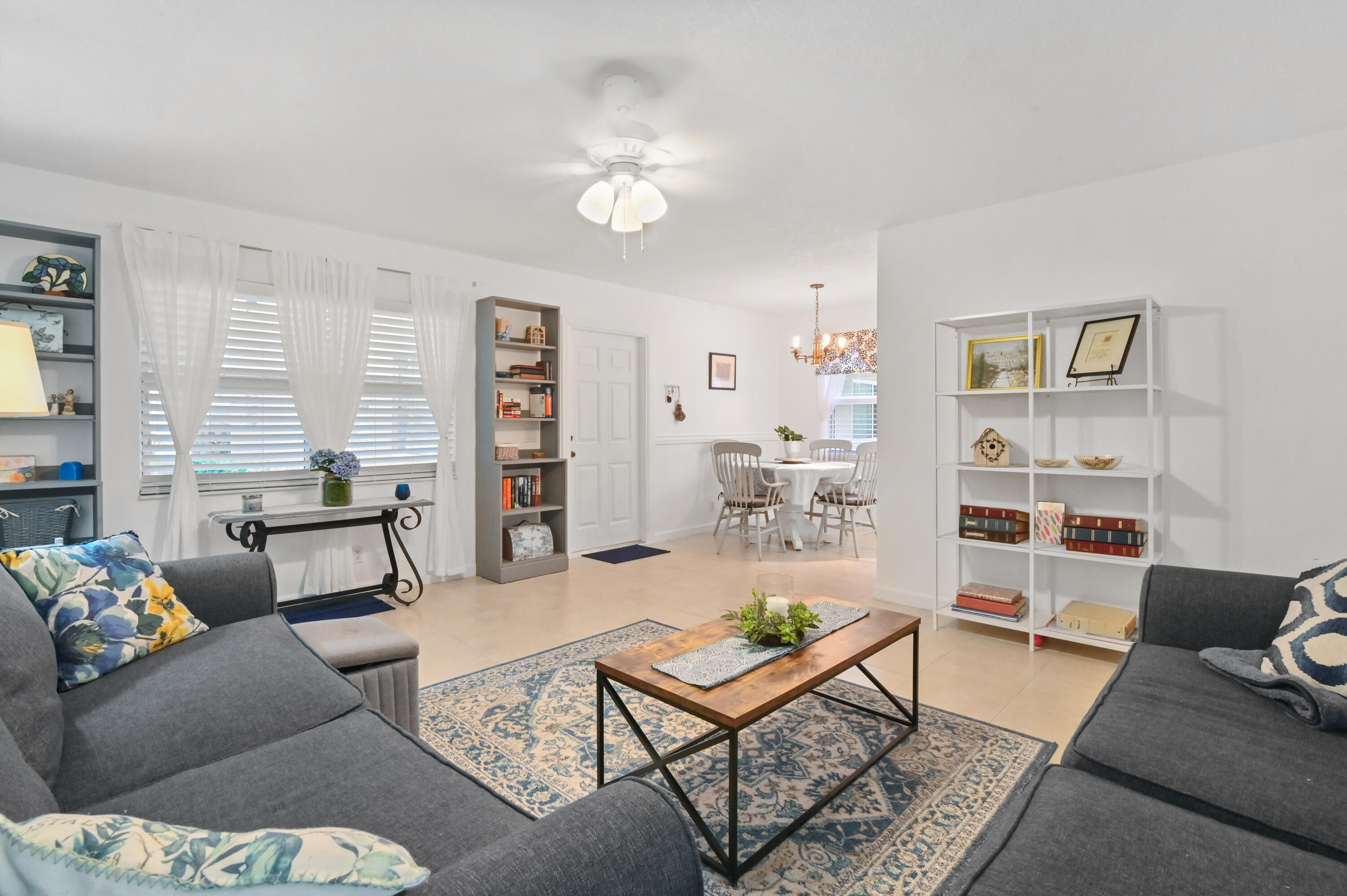 KINGS POINT - Residential