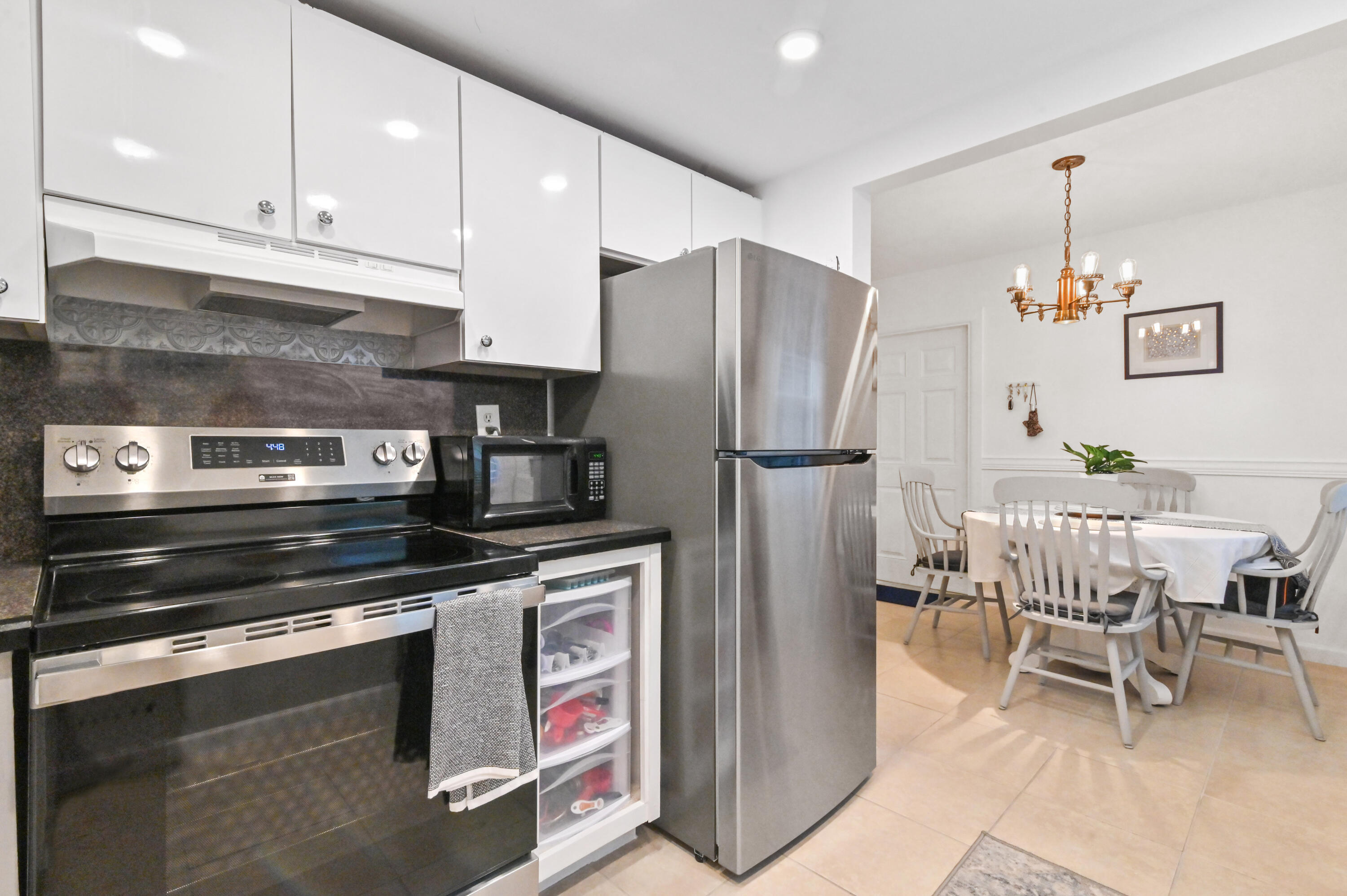 KINGS POINT - Residential