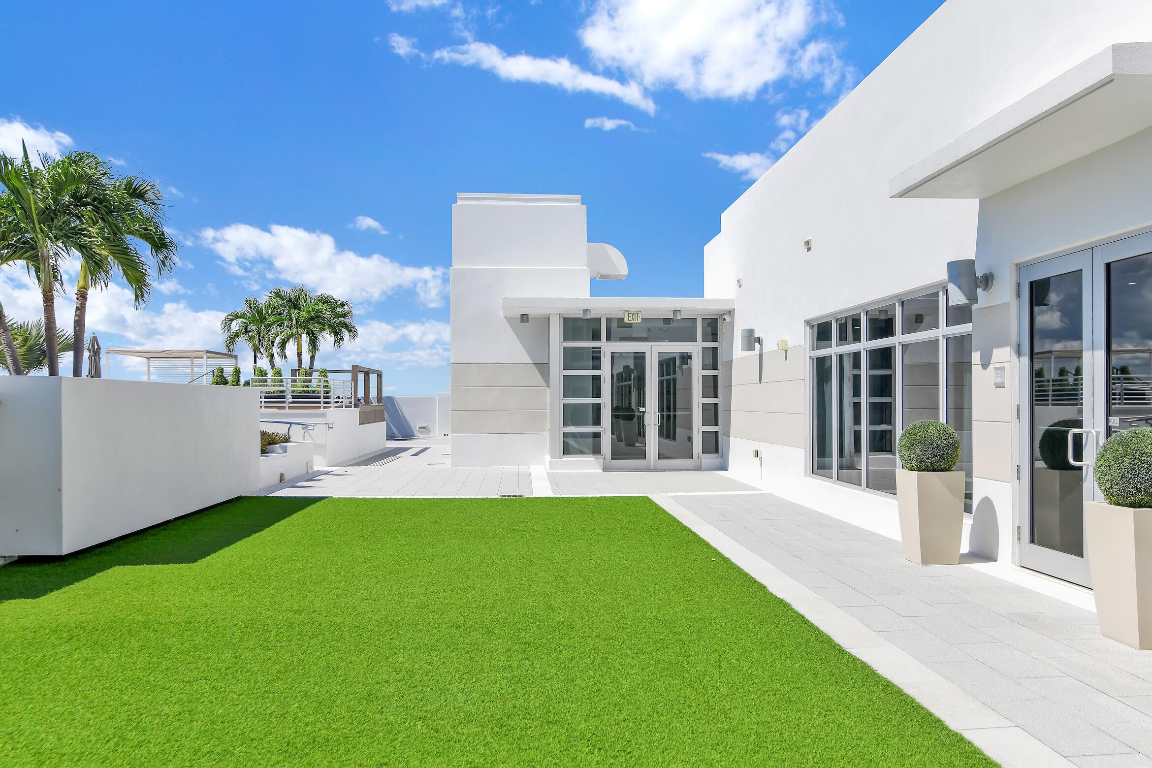 155 E Boca Raton Road 822