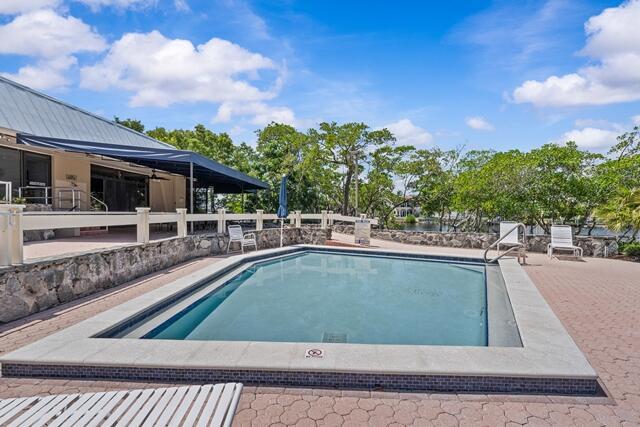 RIVERBEND CONDO - Residential