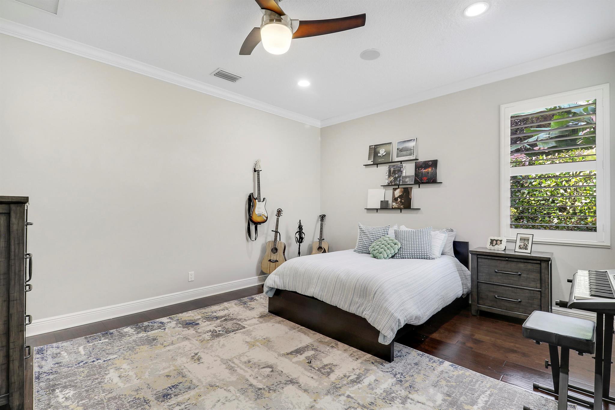 MYSTIC COVE - Residential