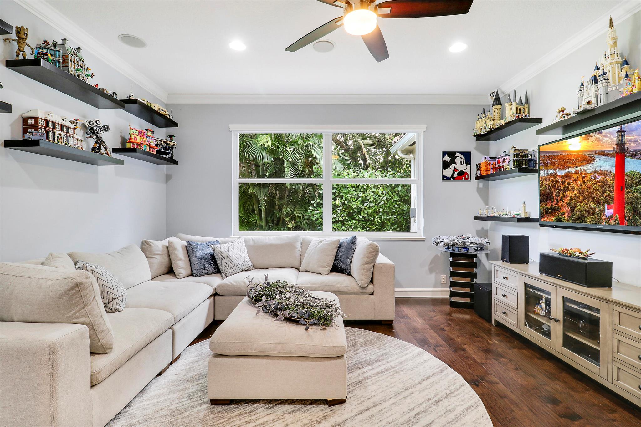 MYSTIC COVE - Residential