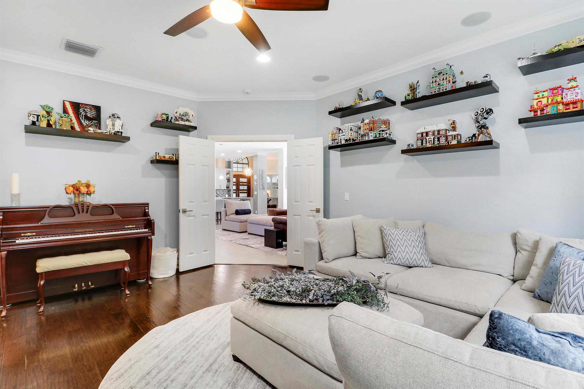 MYSTIC COVE - Residential