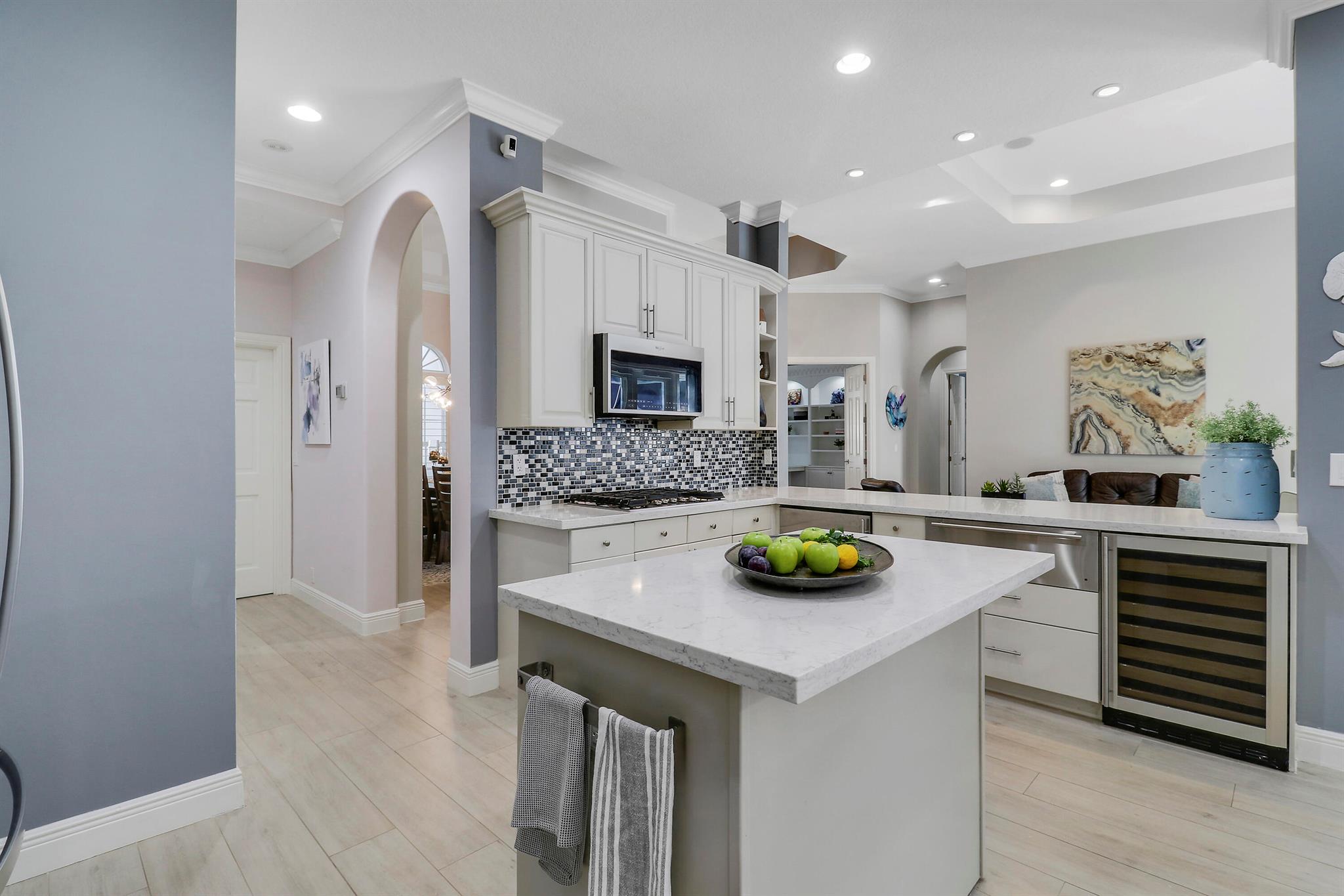 MYSTIC COVE - Residential