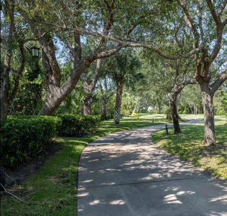 1635 S Highway A1a