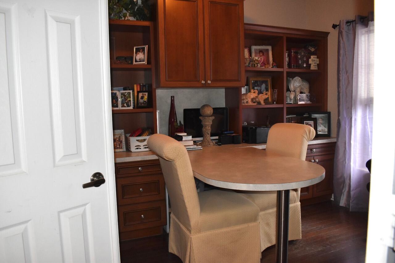 PORT ST LUCIE SECTION 27 - Residential