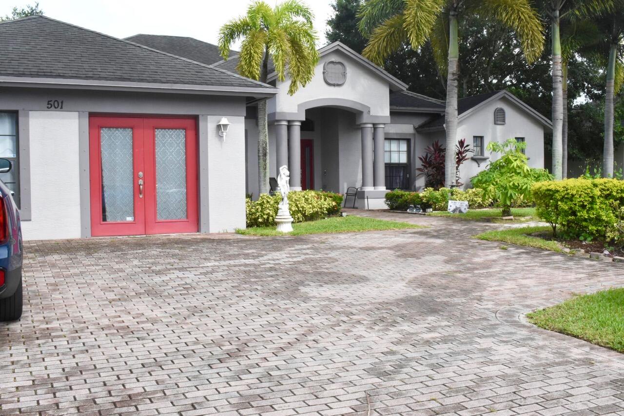 501 SW Bayshore Boulevard