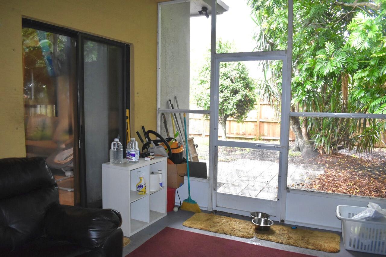 PORT ST LUCIE SECTION 27 - Residential