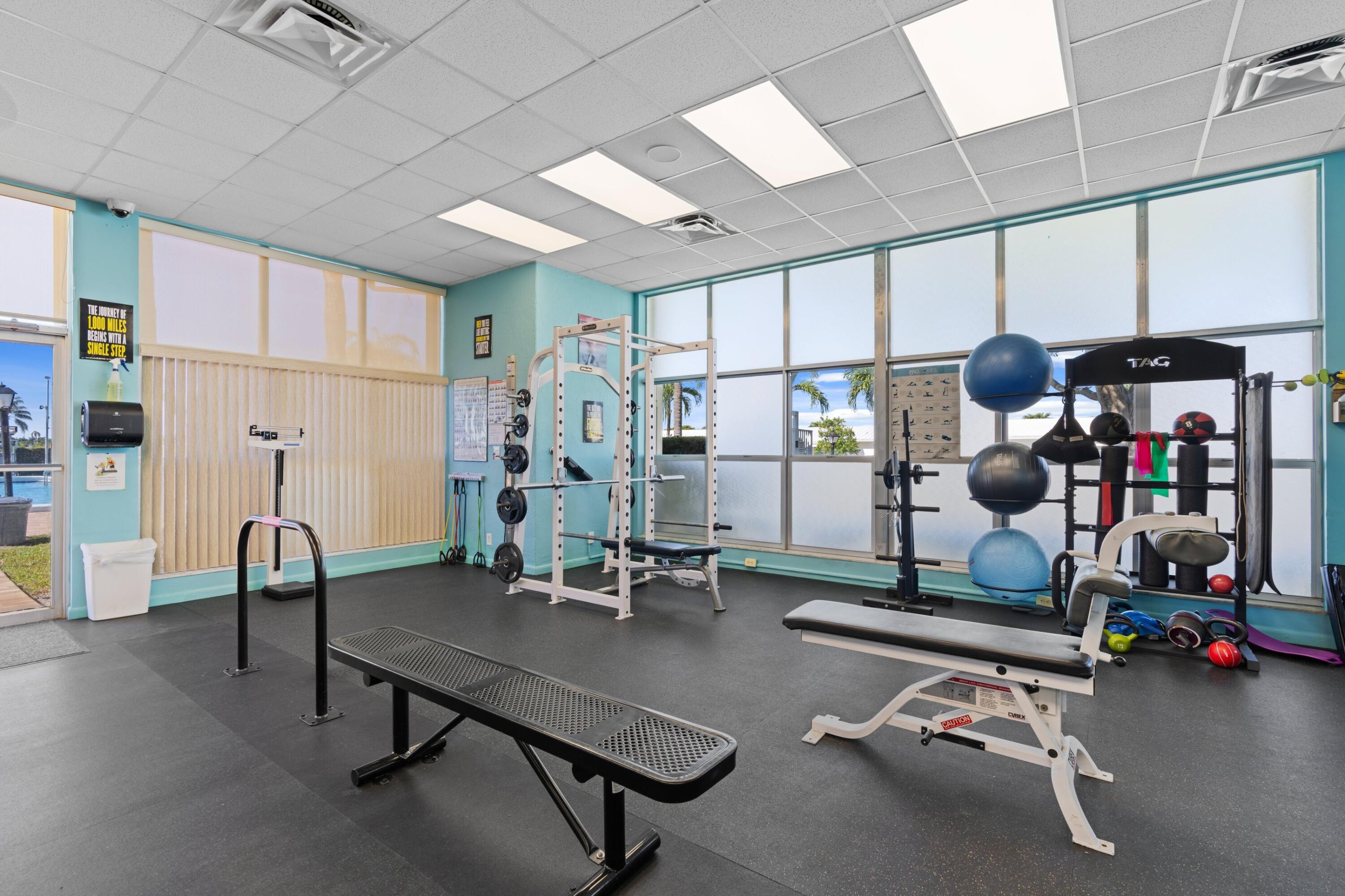 PALM BEACH LEISUREVILLE SEC 9 - Residential